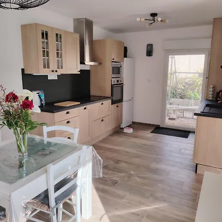 Le Petit Logis De 펜션 *