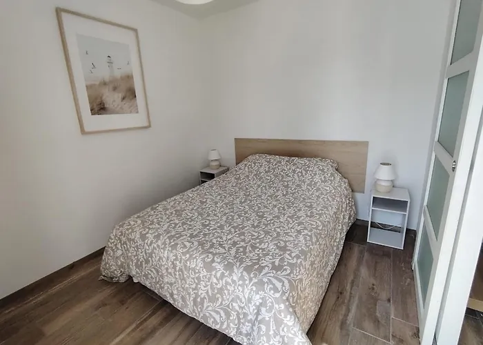 Holiday home Le Petit Logis De *